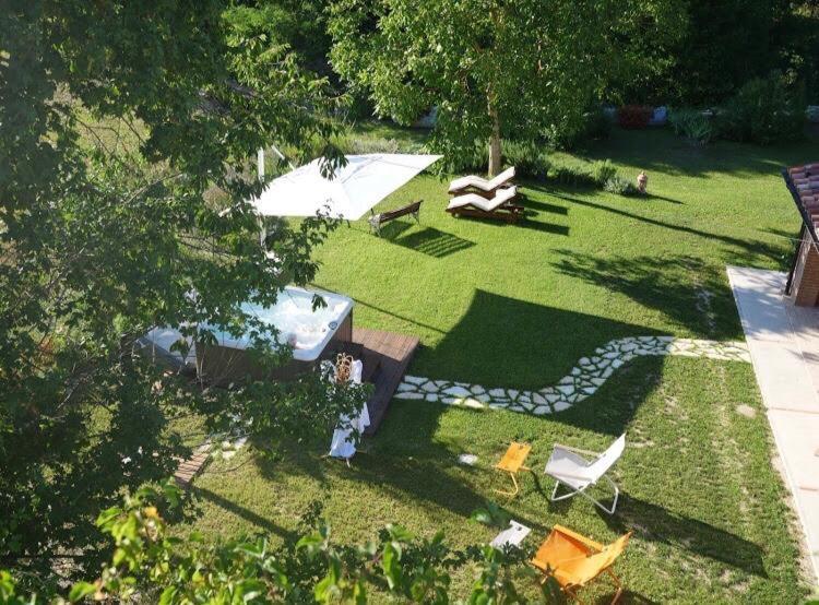 B&B Ponte La Pietra Gubbio Eksteriør bilde